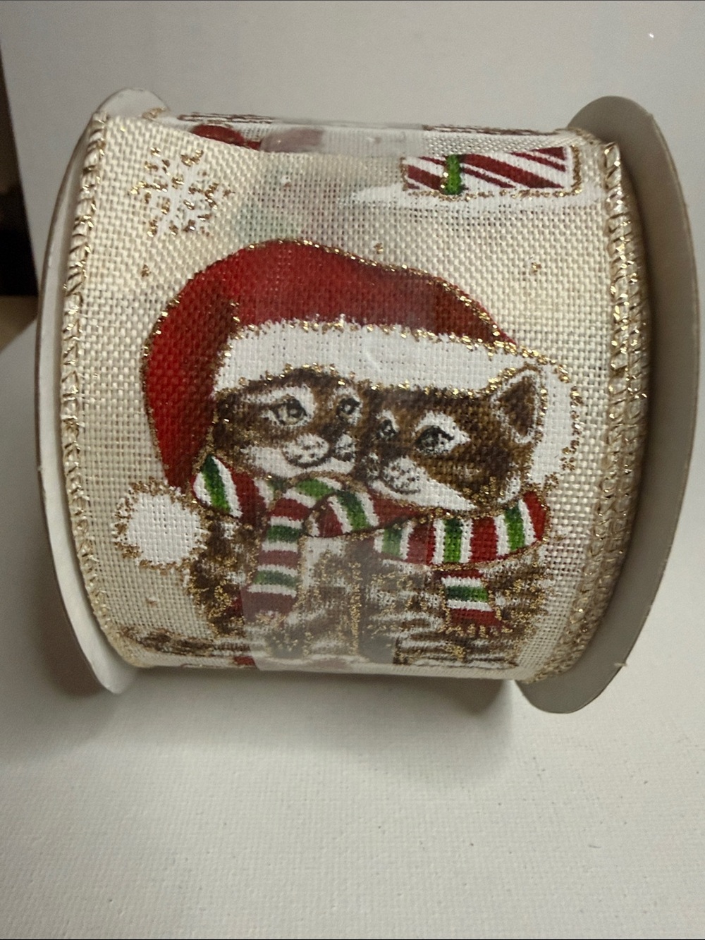 Red & Green Cat Gift Ribbon Garland - Picture 4 of 6